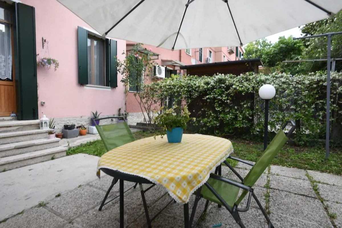 Dream Of Venice - Free Parking - Ground Floor Apartmán